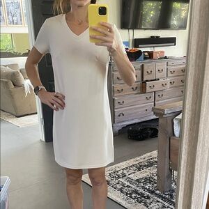 Chic Cream V-Neck Mini Dress